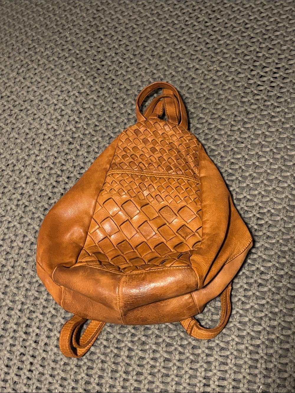 Vilenca Holland cognac brown woven leather backpack
